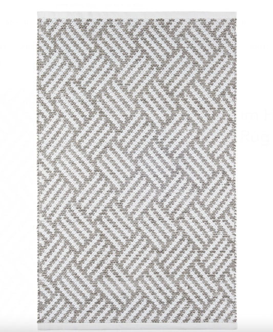 Crisscross Platinum In/Out Rug 8x10